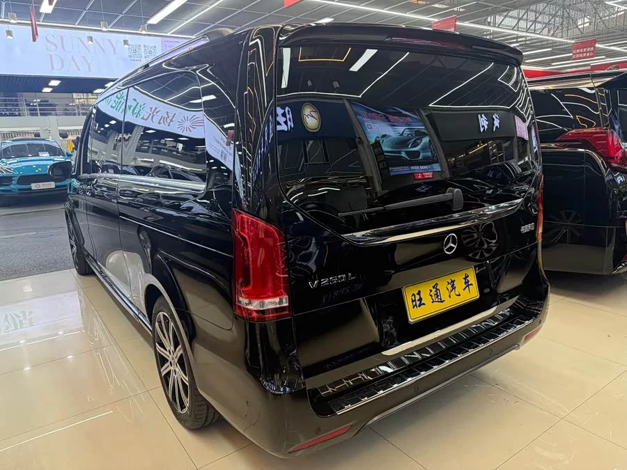 Mercedes Benz Class V