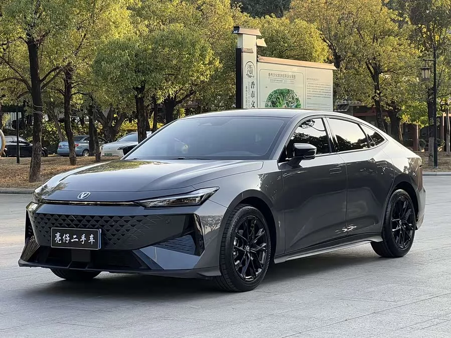 Changan UNI-V