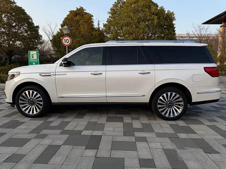 Lincoln pilot