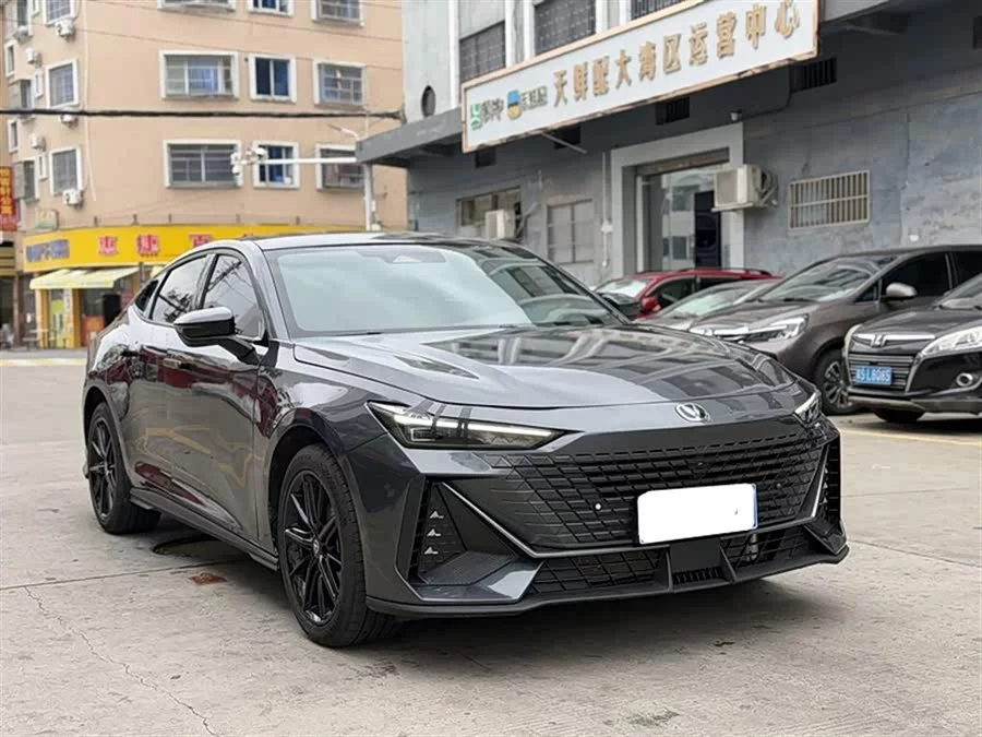 Changan UNI-V