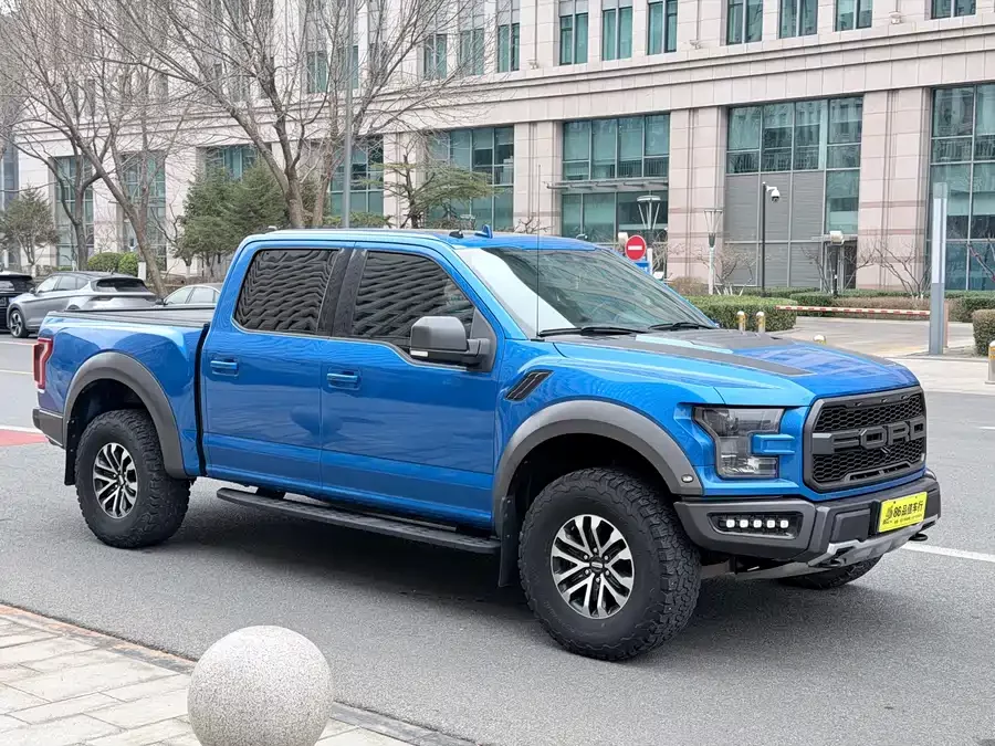 Ford F-150 Raptor