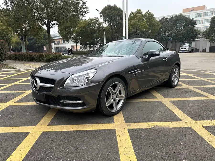 Mercedes Benz SLK-Class