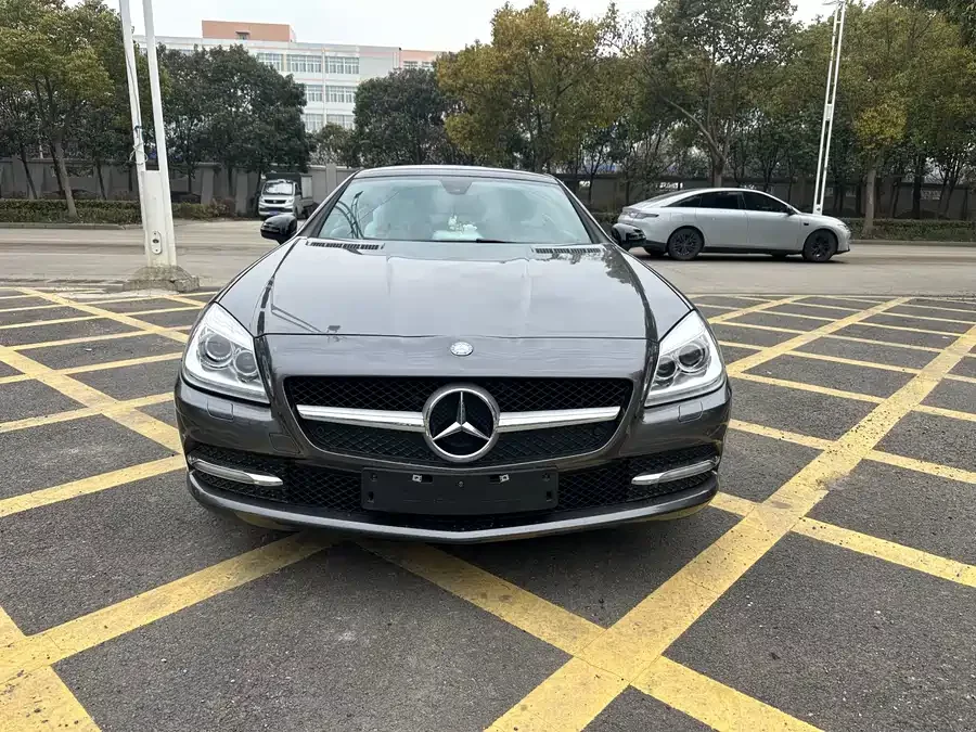 Mercedes Benz SLK-Class
