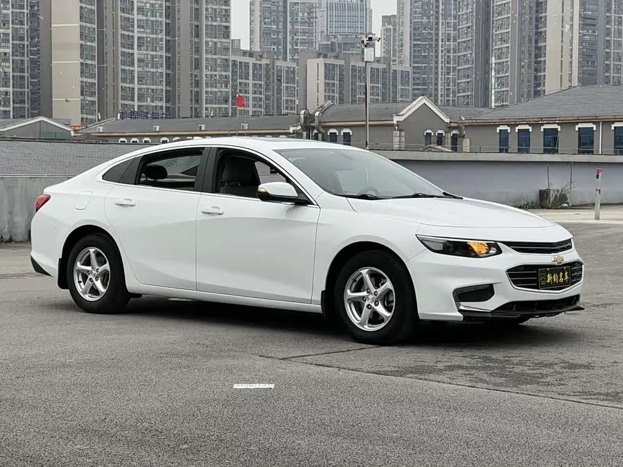 Chevrolet Malibu XL