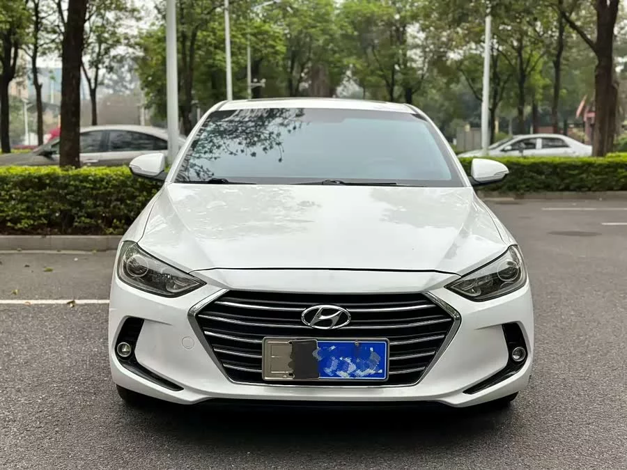 Hyundai elantra