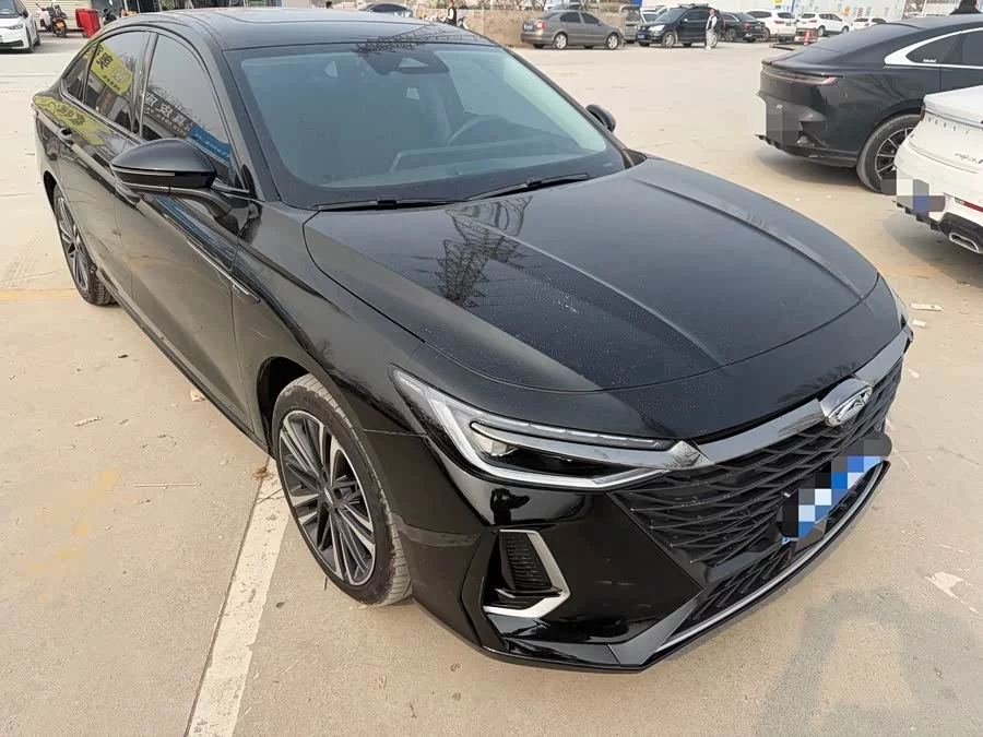 Chery Arrizo 8