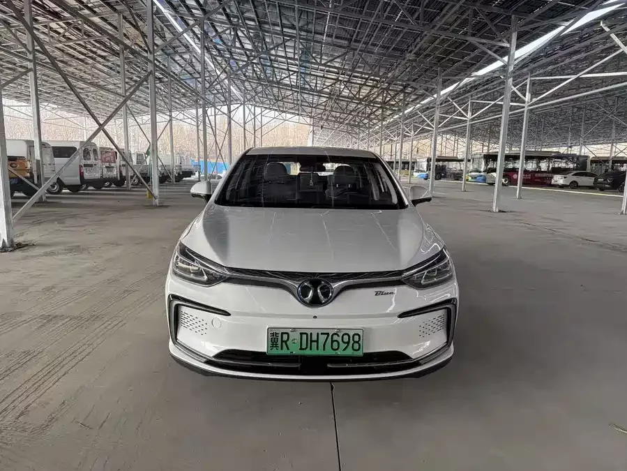 BAIC Beijing EU5