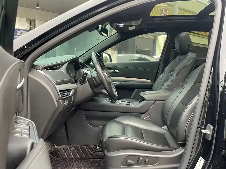 Cadillac XT4