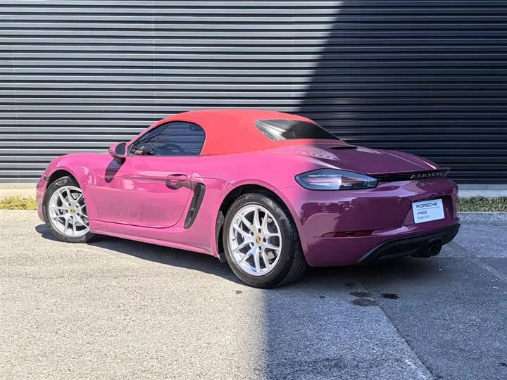 Porsche 718