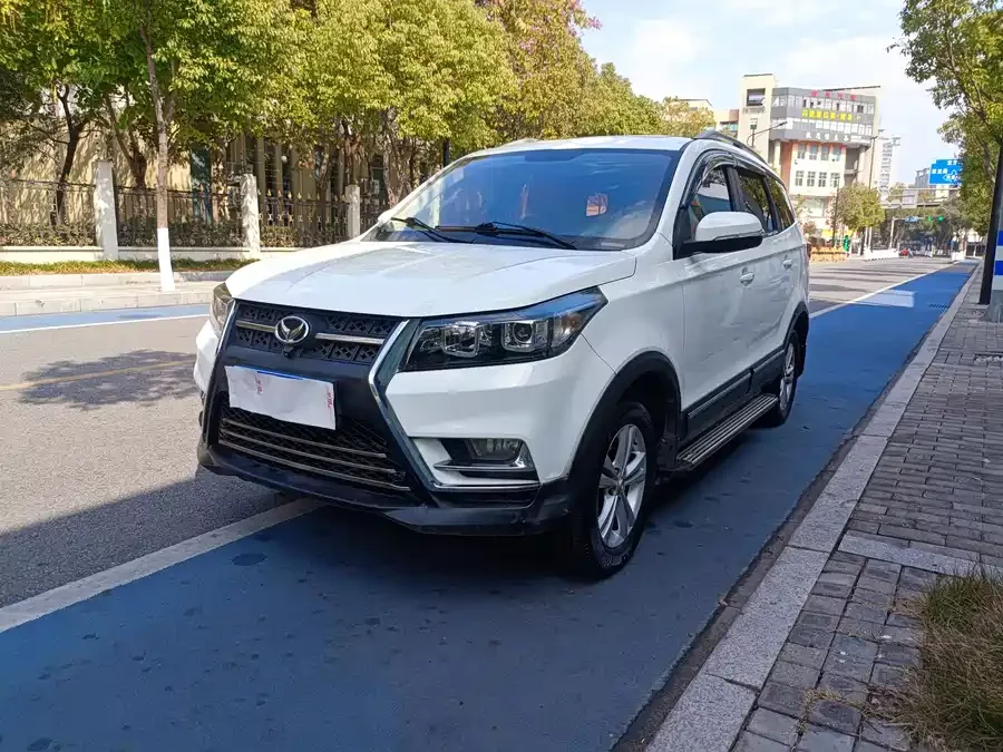 BAIC S3