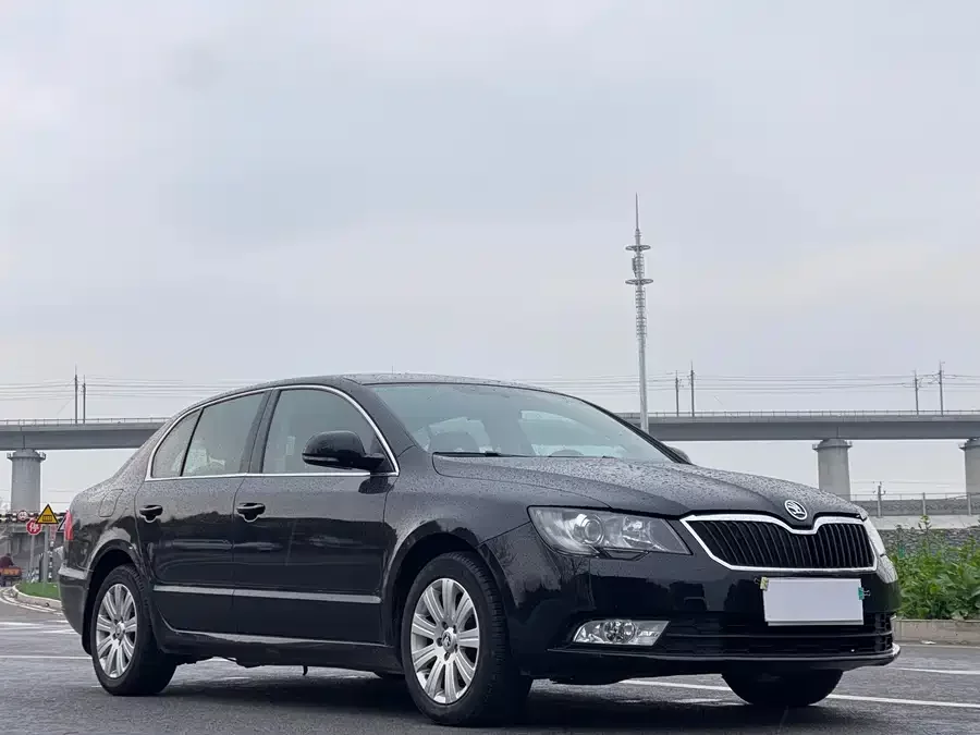 Skoda SuperB