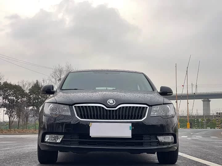 Skoda SuperB