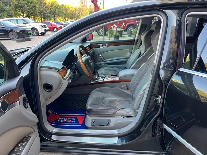 Volkswagen Phaeton / Phideon