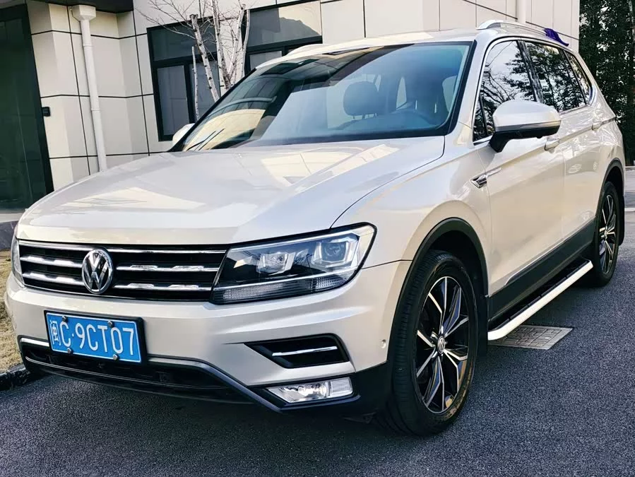 Volkswagen Tiguan L