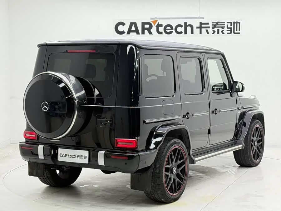 Mercedes Benz G-rated