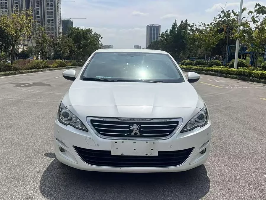 Peugeot 408
