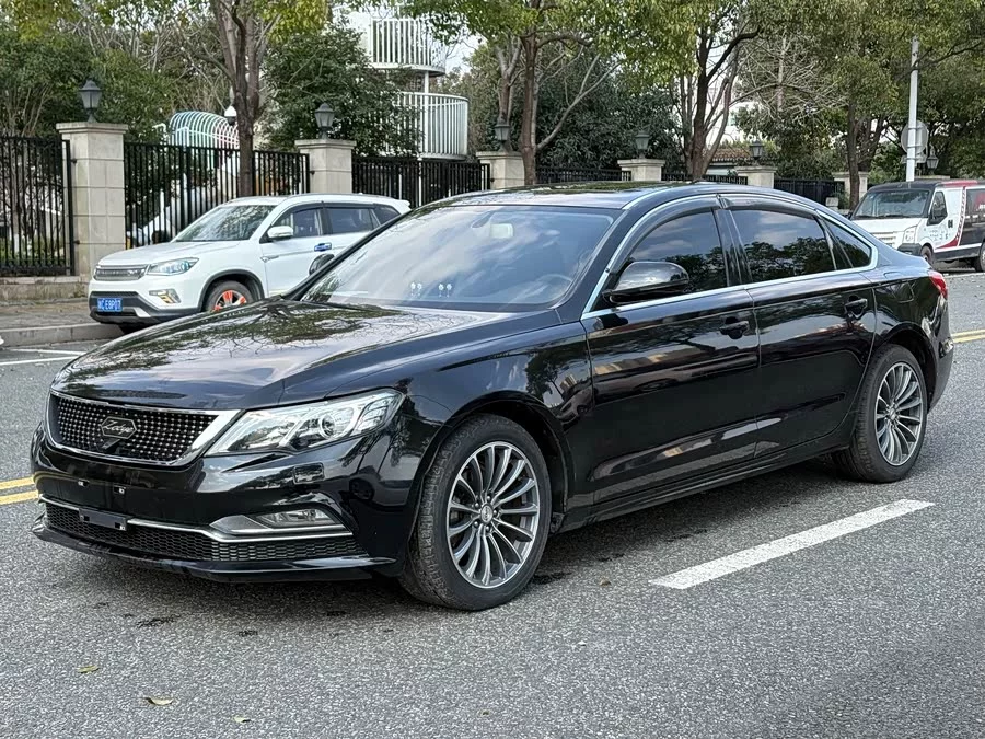 Zotye Z700