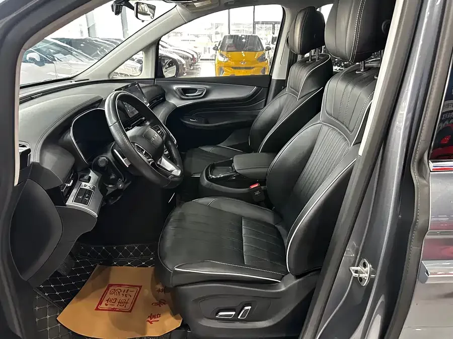 Roewe iMAX8