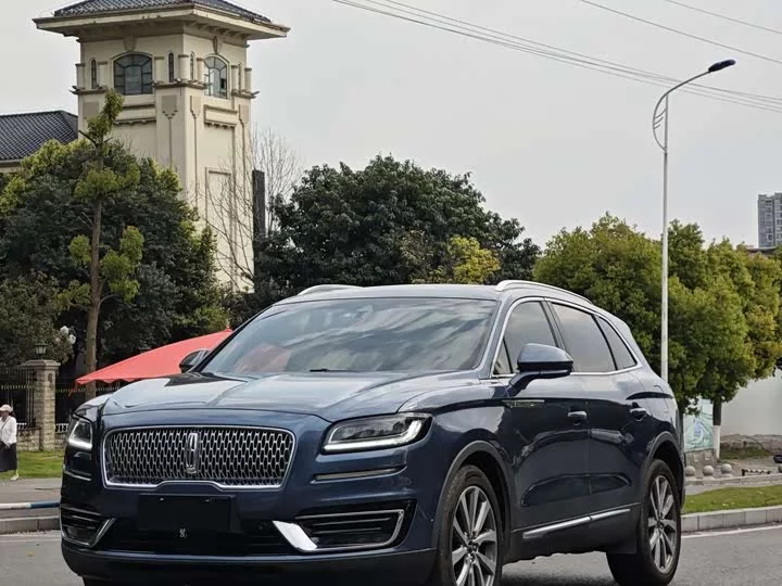 Lincoln Voyager