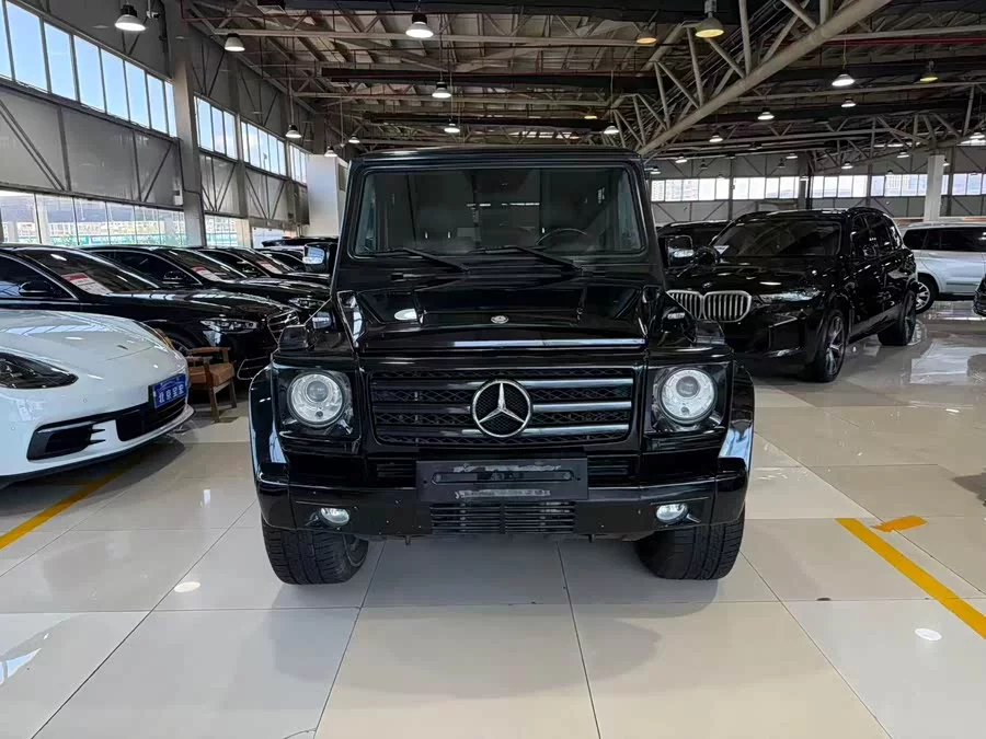 Mercedes Benz G-rated