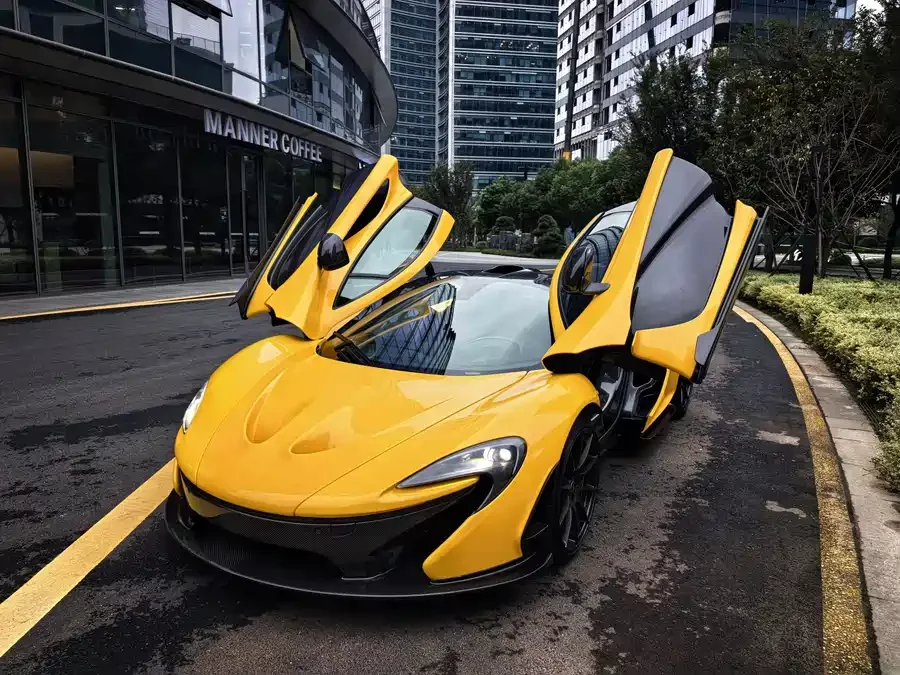 McLaren P1