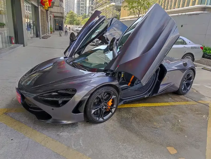 McLaren 720S