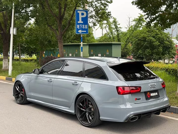 Audi RS 6