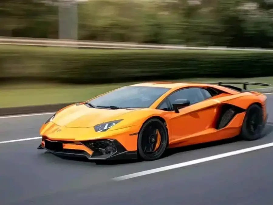 Lamborghini Aventador