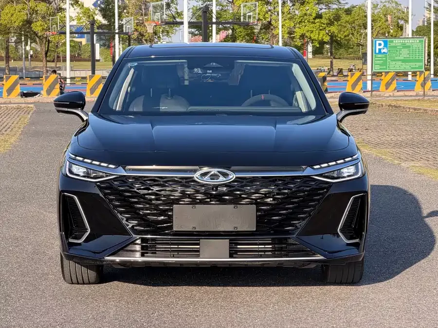 Chery Arrizo 8