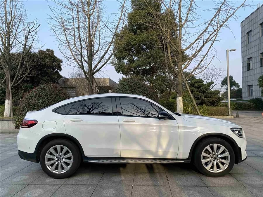 Mercedes Benz GLC coupe