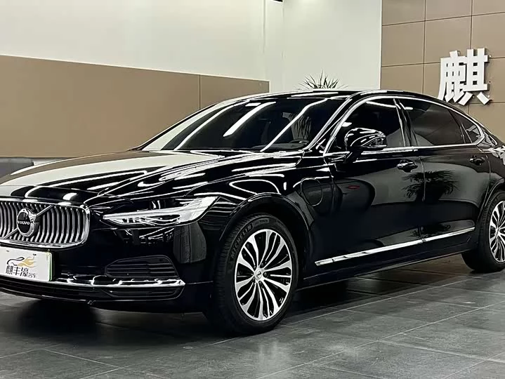 Volvo S90 plug-in hybrid