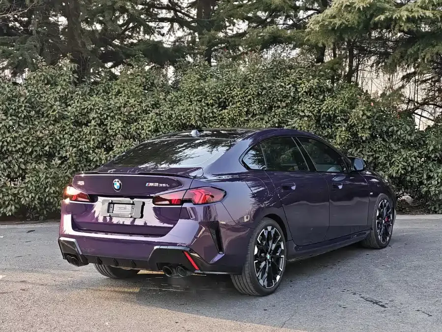 BMW M235L