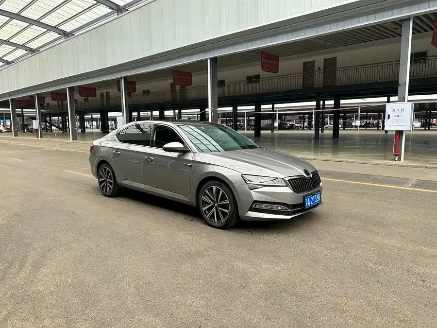 Skoda SuperB