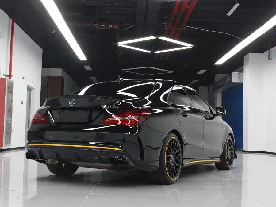 Mercedes Benz CLA AMG
