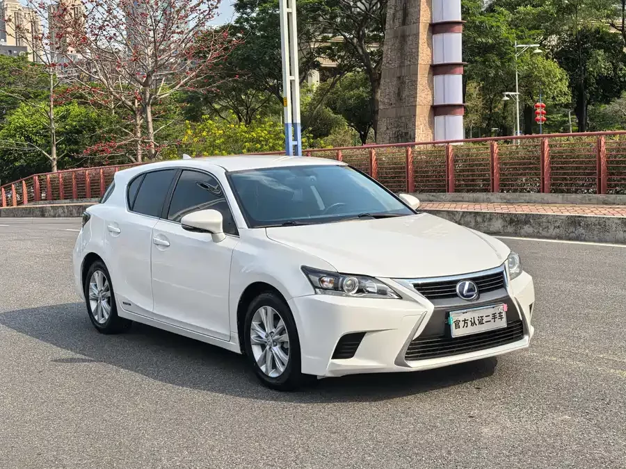 Lexus CT