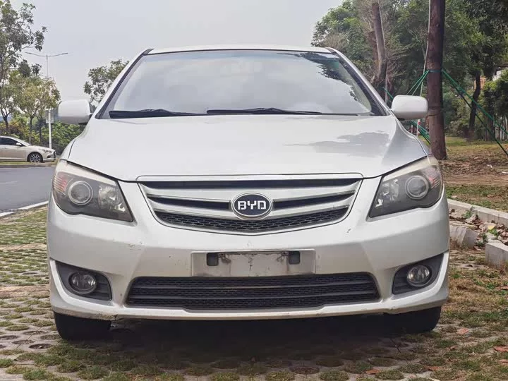 BYD L3