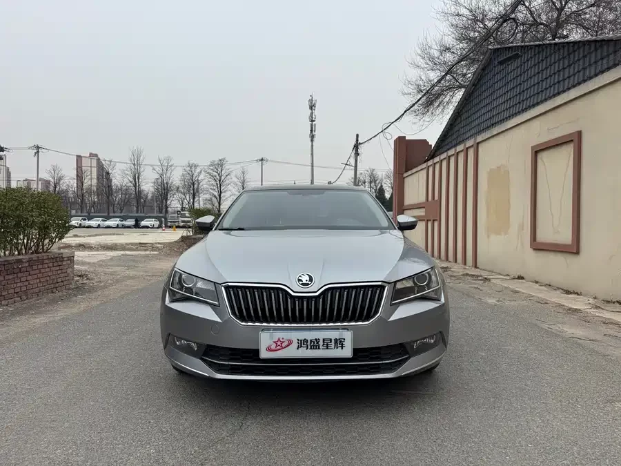 Skoda SuperB