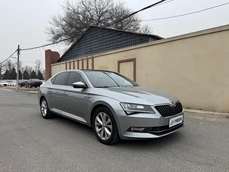 Skoda SuperB