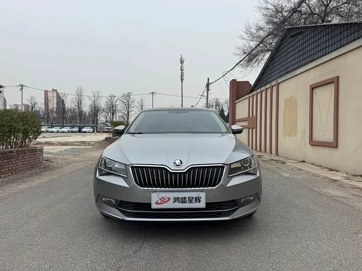 Skoda SuperB