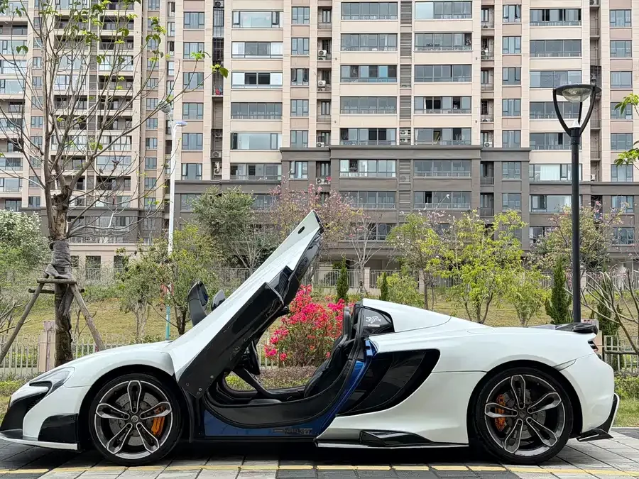 McLaren 12C