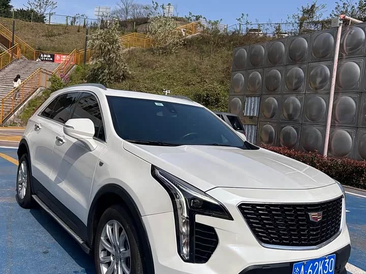 Cadillac XT4