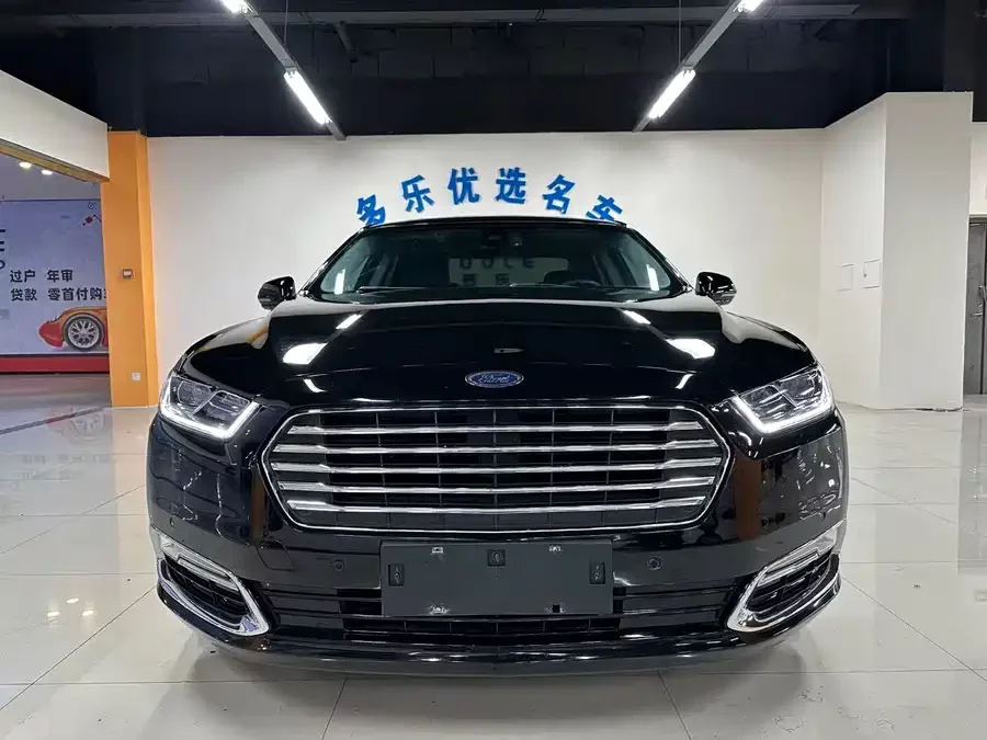 Ford Taurus