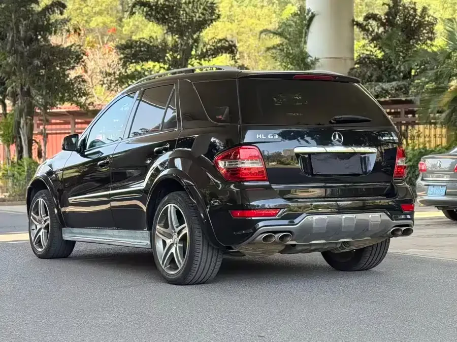 Mercedes Benz M-Class AMG