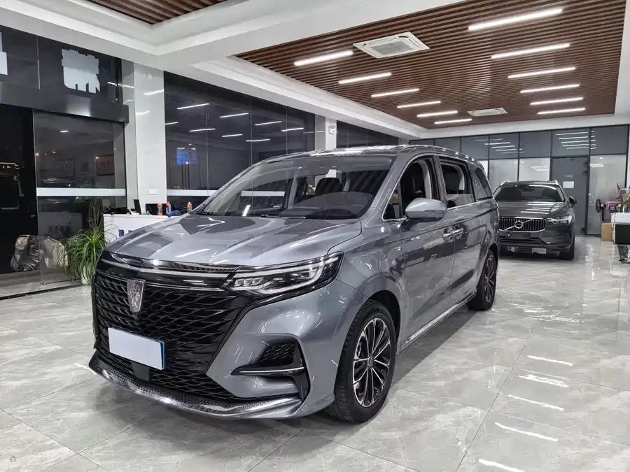 Roewe iMAX8