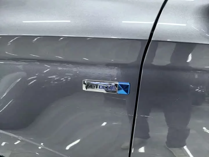 Roewe iMAX8