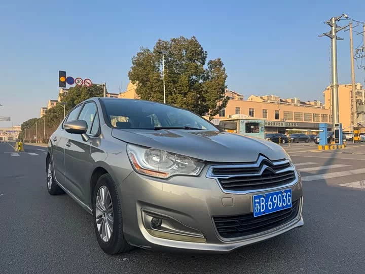 Citroën C4L