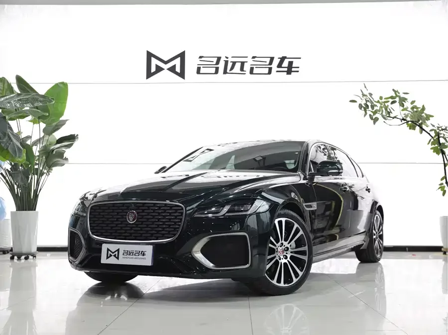 Jaguar XFL