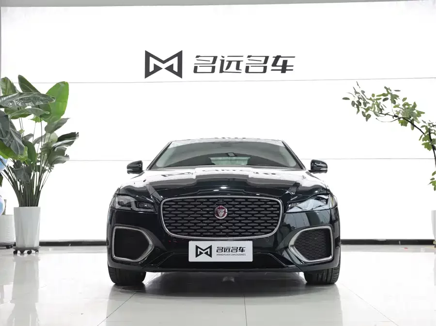 Jaguar XFL