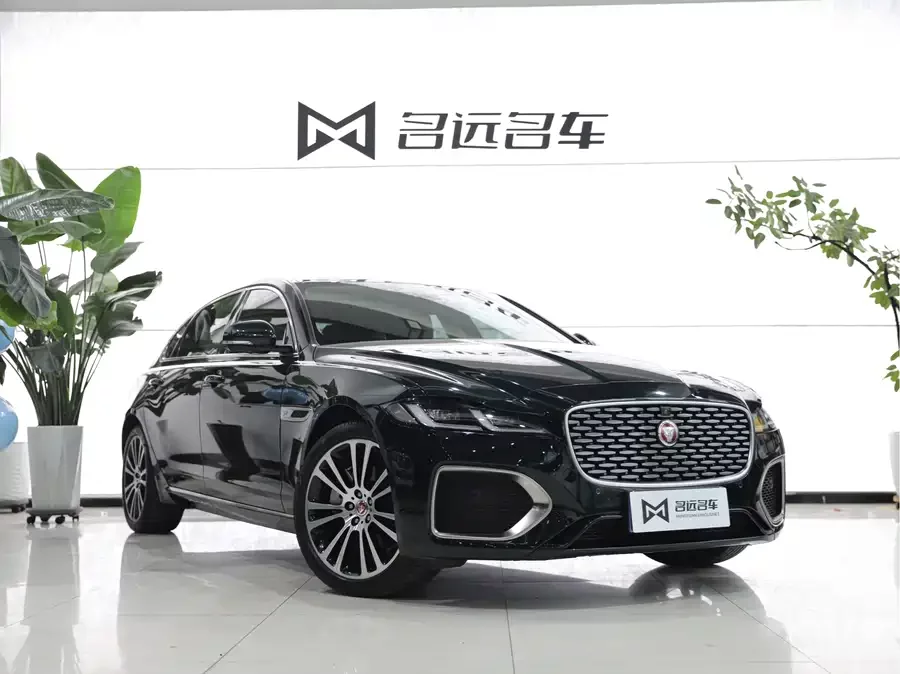 Jaguar XFL