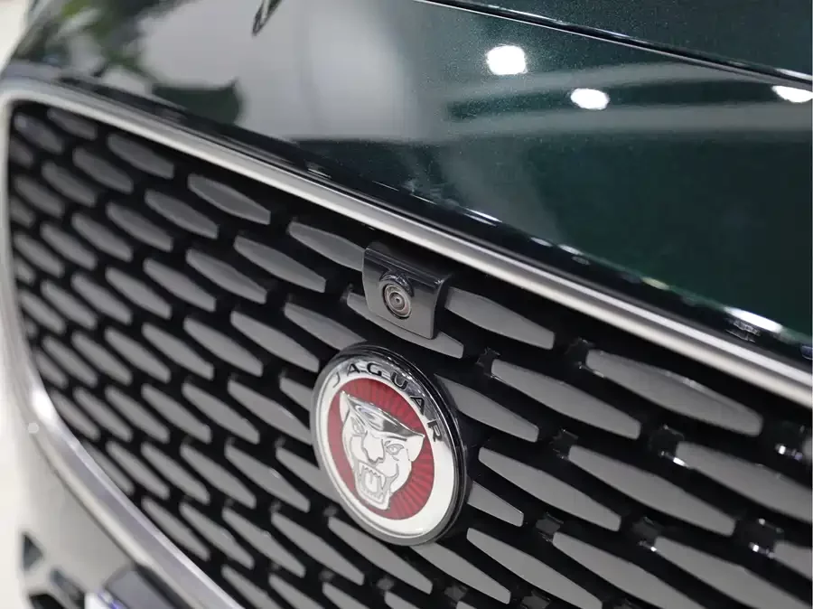 Jaguar XFL